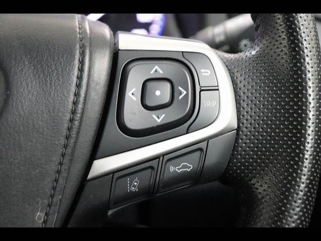 TOYOTA HARRIER 2WD 2018 Image 31