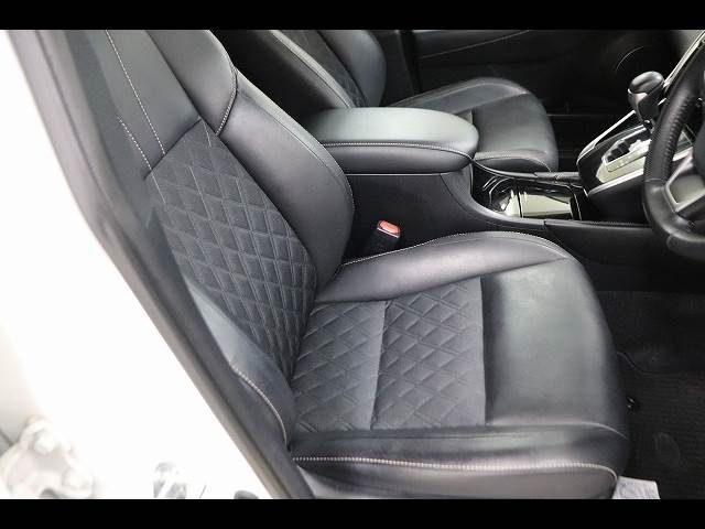 TOYOTA HARRIER 2WD 2018 Image 31