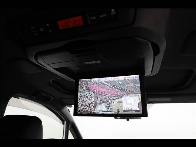 TOYOTA NOAH 2017 Image 31