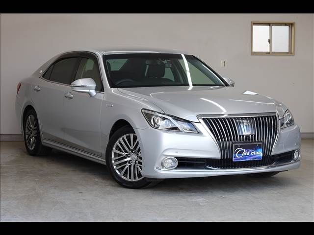 TOYOTA CROWN MAJESTA HYBRID 2013 Image 31