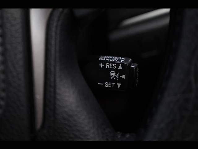 TOYOTA CROWN SEDAN HYBRID 2015 Image 31