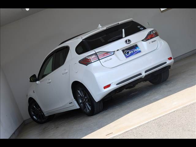TOYOTA LEXUS CT200H 2011 Image 31