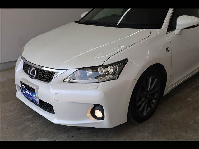 TOYOTA LEXUS CT200H 2011 Image 31