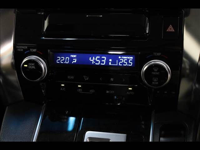 TOYOTA VELLFIRE 2016 Image 31