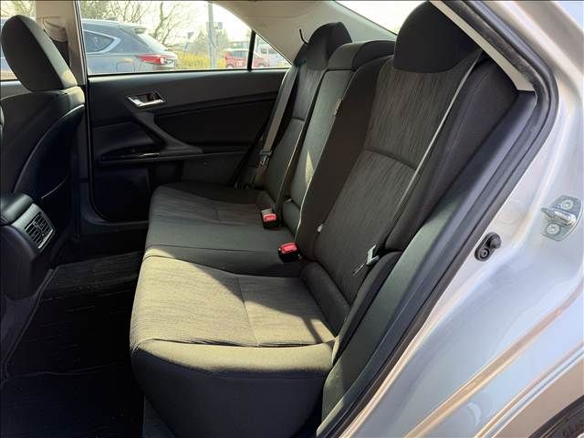 TOYOTA MARK X 2010 Image 31