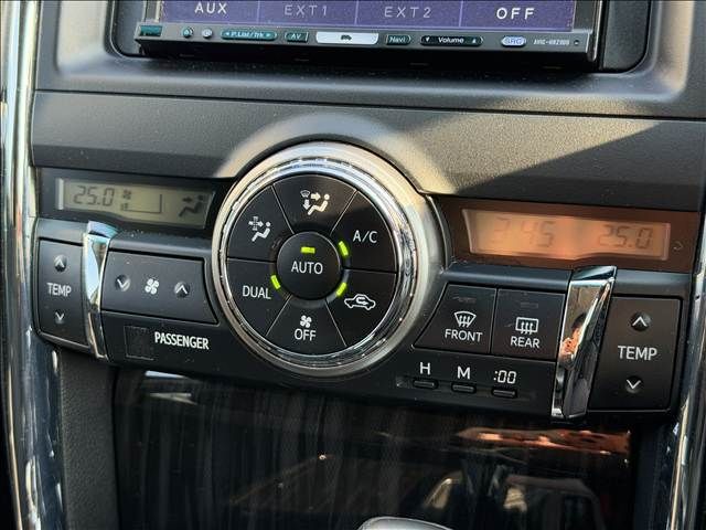 TOYOTA MARK X 2010 Image 31