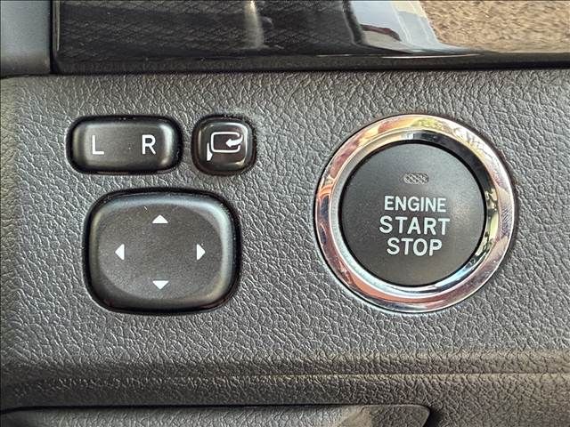 TOYOTA MARK X 2010 Image 31