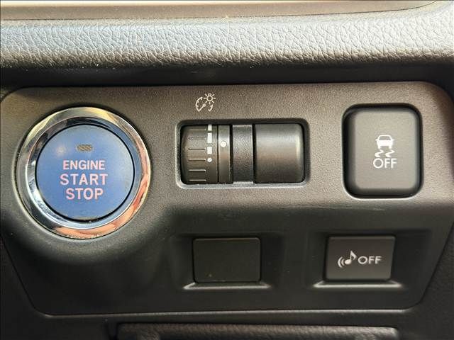 SUBARU XV HYBRID 2013 Image 31