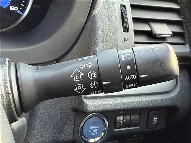 SUBARU XV HYBRID 2013 Image 31