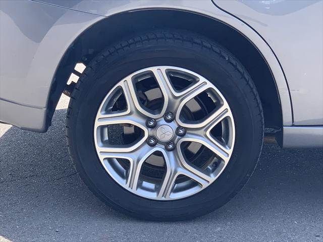 MITSUBISHI OUTLANDER PHEV 2013 Image 31