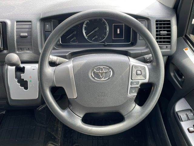 TOYOTA HIACE VAN 4WD 2021 Image 31