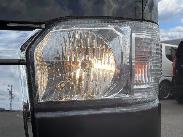 TOYOTA HIACE VAN 4WD 2021 Image 31