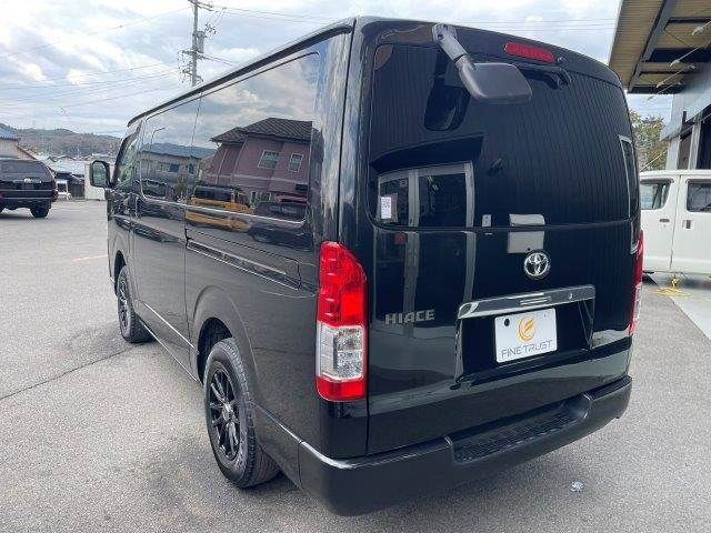 TOYOTA HIACE VAN 4WD 2021 Image 31
