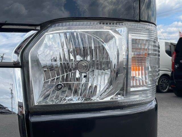 TOYOTA HIACE VAN 4WD 2021 Image 31