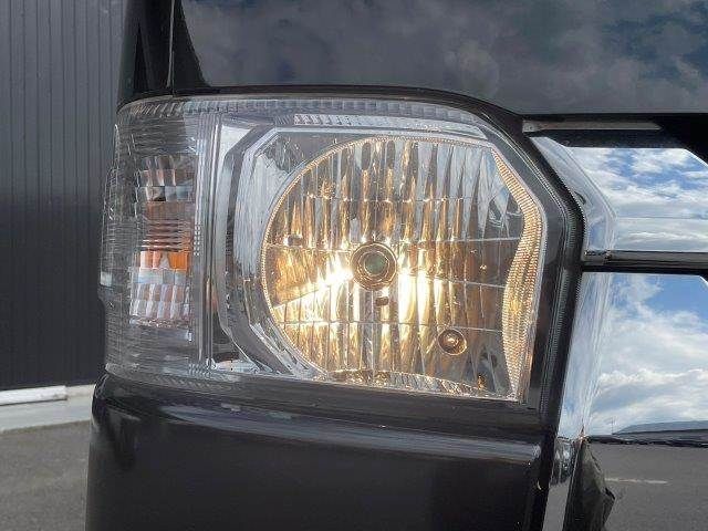 TOYOTA HIACE VAN 4WD 2021 Image 31