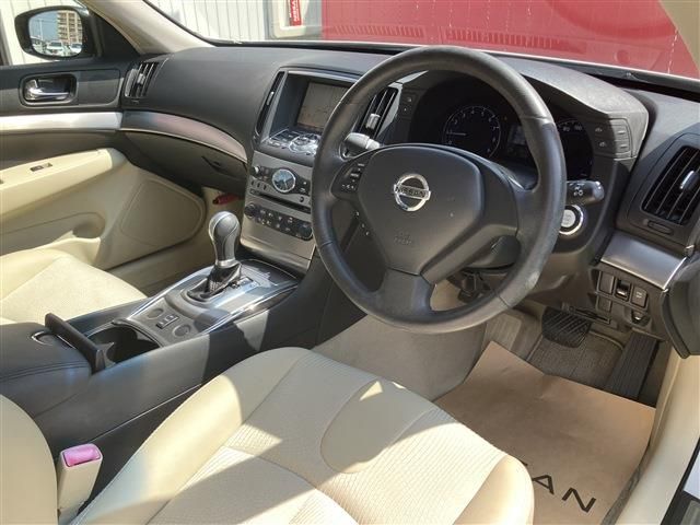 NISSAN SKYLINE 2012 Image 31