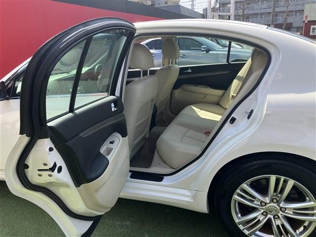 NISSAN SKYLINE 2012 Image 31