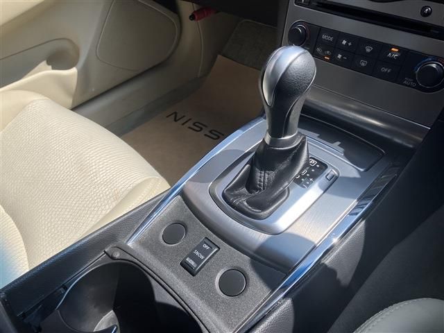 NISSAN SKYLINE 2012 Image 31