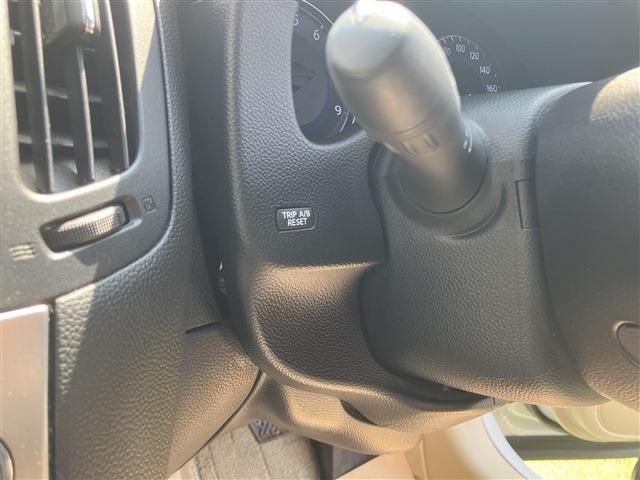 NISSAN SKYLINE 2012 Image 31