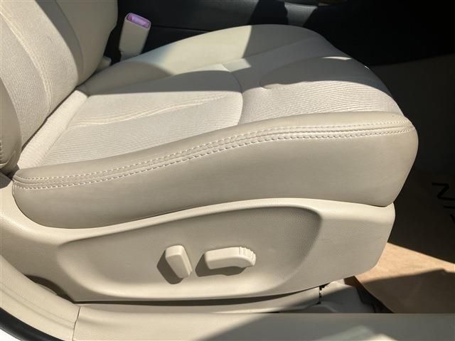 NISSAN SKYLINE 2012 Image 31