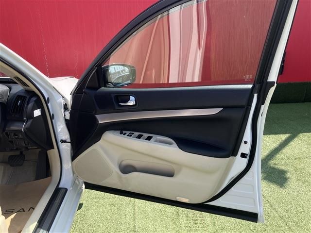 NISSAN SKYLINE 2012 Image 31