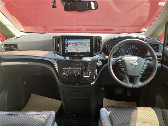 NISSAN ELGRAND 2021 Image 31