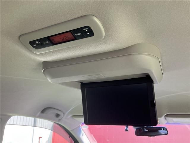 NISSAN ELGRAND 2021 Image 31