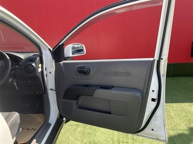 NISSAN NV150 AD 2WD 2021 Image 31