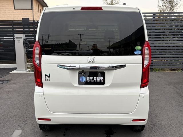 HONDA N BOX 2017 Image 31