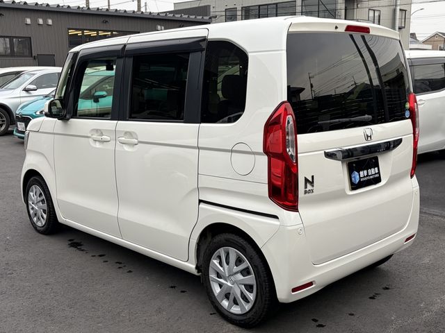 HONDA N BOX 2017 Image 31