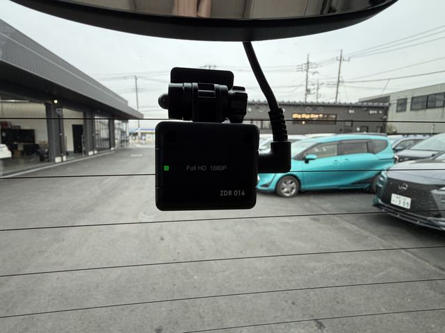 HONDA N BOX 2017 Image 31