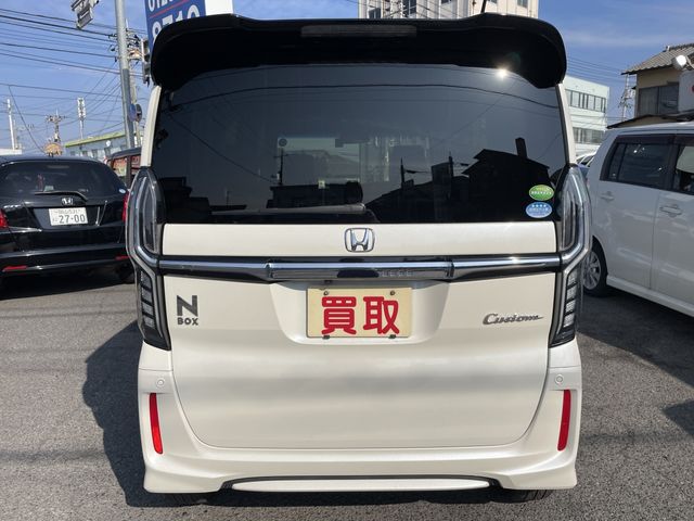 HONDA N BOX CUSTOM 2018 Image 31