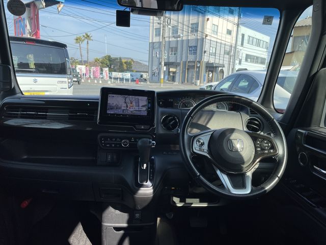 HONDA N BOX CUSTOM 2018 Image 31