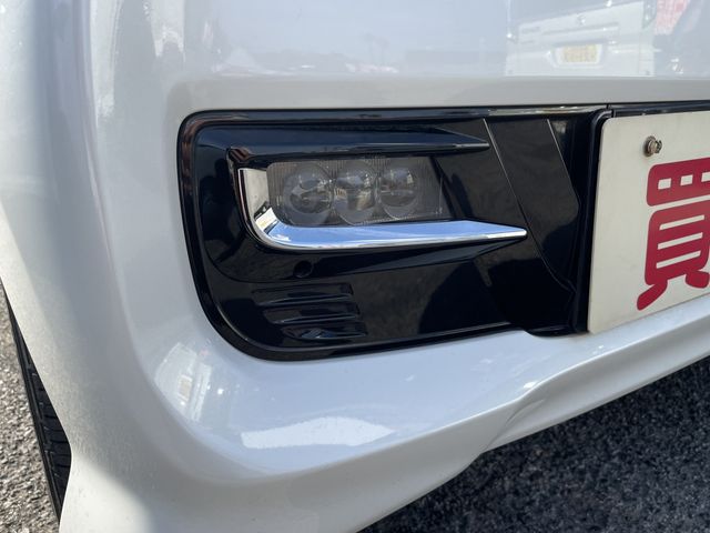 HONDA N BOX CUSTOM 2018 Image 31