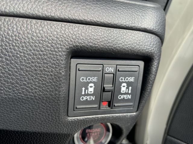 HONDA N BOX CUSTOM 2018 Image 31