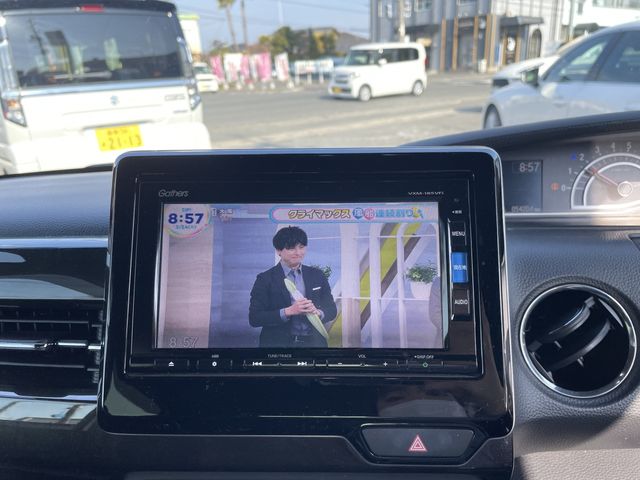 HONDA N BOX CUSTOM 2018 Image 31