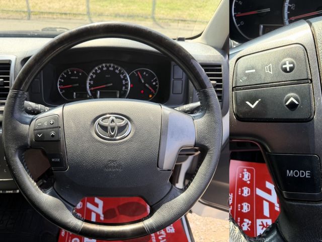 TOYOTA HIACE VAN 4WD 2015 Image 31