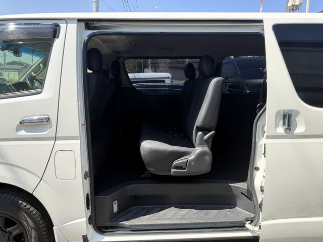 TOYOTA HIACE VAN 4WD 2015 Image 31