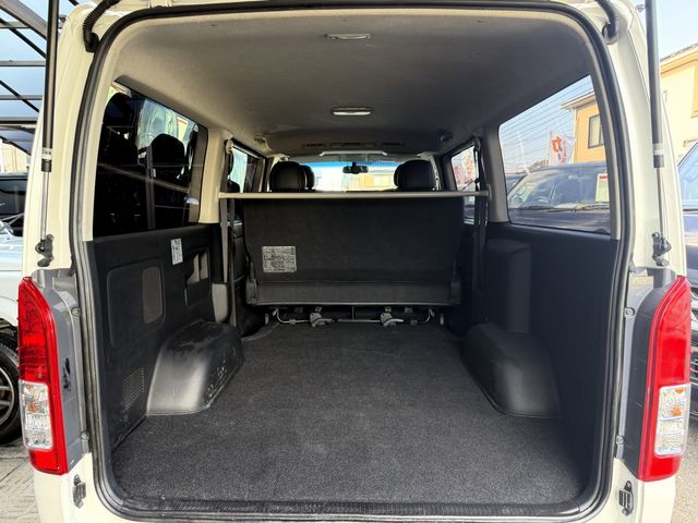 TOYOTA HIACE VAN 4WD 2015 Image 31