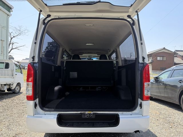 TOYOTA HIACE VAN 4WD 2015 Image 31