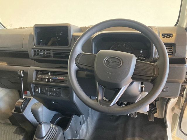 DAIHATSU HIJET TRUCK 4WD 2026 Image 31