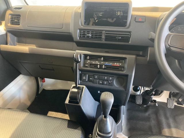 DAIHATSU HIJET TRUCK 4WD 2026 Image 31