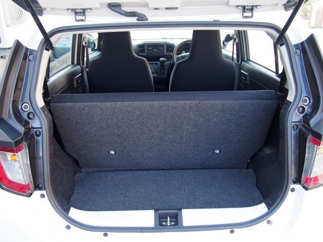 DAIHATSU MIRA E:S 2023 Image 31