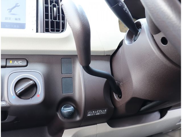 TOYOTA PASSO 2012 Image 31