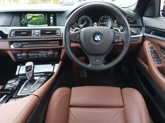 BMW 5SERIES SEDAN 2013 Image 31