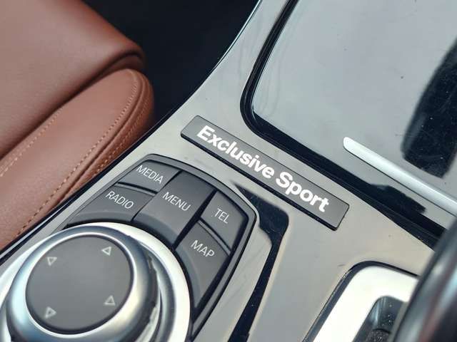 BMW 5SERIES SEDAN 2013 Image 31