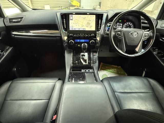 TOYOTA ALPHARD HYBRID 4WD 2020 Image 31