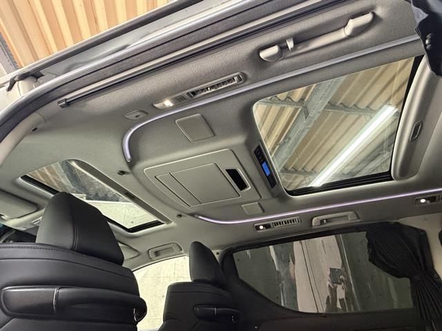 TOYOTA ALPHARD HYBRID 4WD 2020 Image 31
