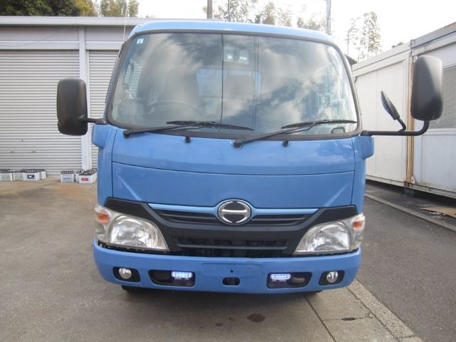 HINO DUTRO 2014 Image 31