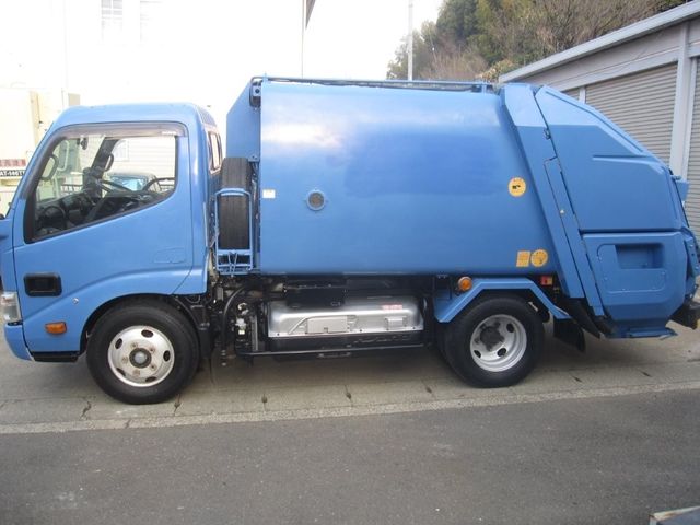 HINO DUTRO 2014 Image 31